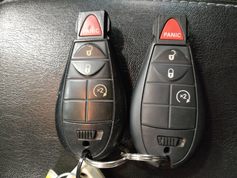 2020 Jeep Cherokee in San Antonio, TX 78238 - 18127941 32