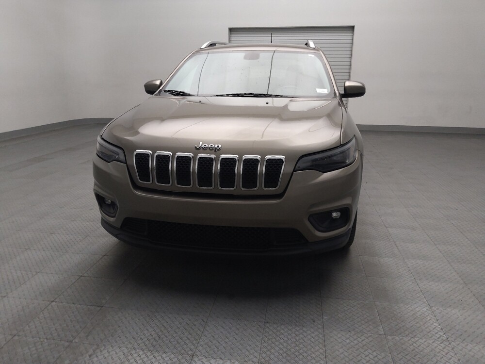 2019 Jeep Cherokee in Live Oak, TX 78233 - 18127943 15