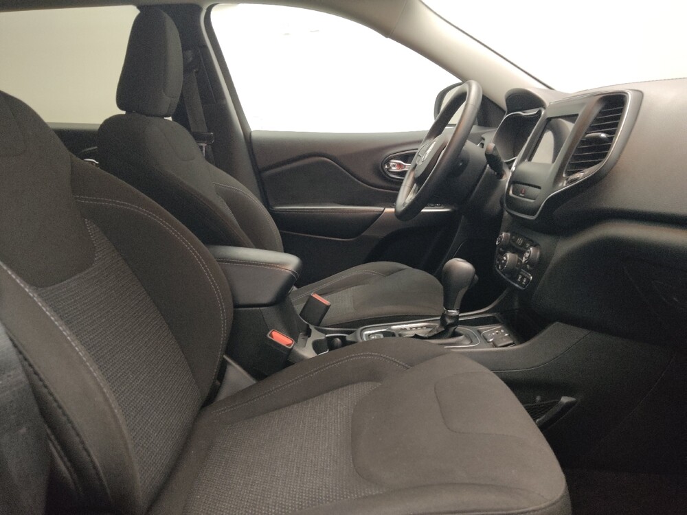 2019 Jeep Cherokee in Live Oak, TX 78233 - 18127943 21