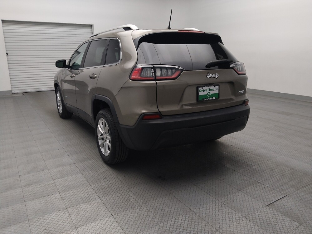 2019 Jeep Cherokee in Live Oak, TX 78233 - 18127943 5