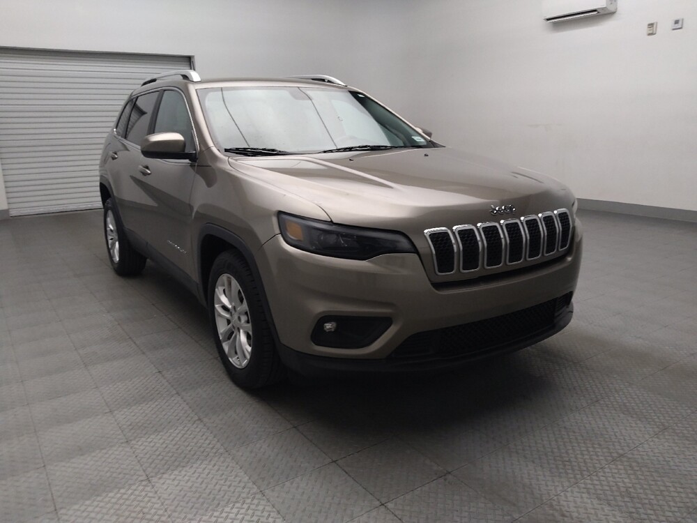 2019 Jeep Cherokee in Live Oak, TX 78233 - 18127943 13