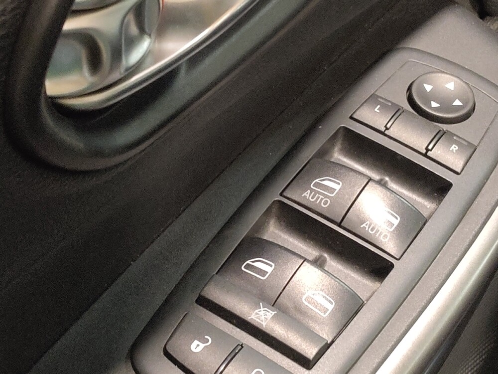 2020 Jeep Cherokee in San Antonio, TX 78238 - 18127951 27