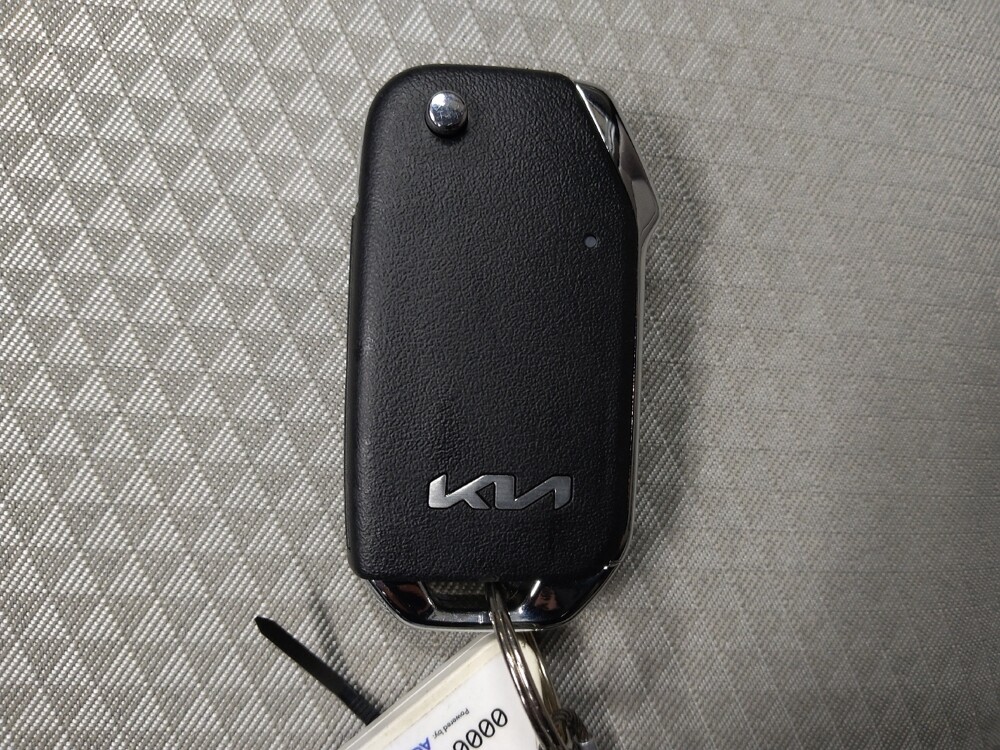 2025 Kia Soul in Temple, TX 76502 - 18127957 32