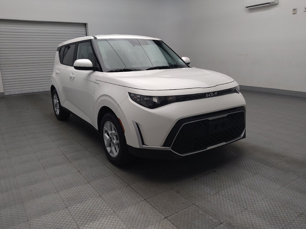 2025 Kia Soul in Live Oak, TX 78233 - 18127959 13