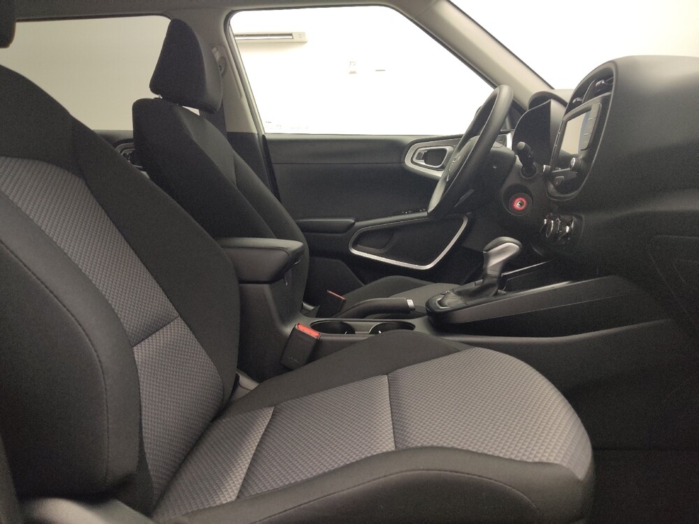 2025 Kia Soul in Live Oak, TX 78233 - 18127959 21