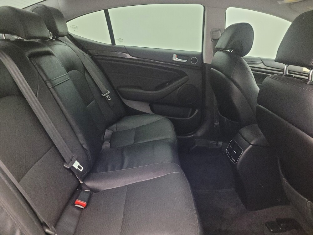 2015 Kia Cadenza in Tucson, AZ 85705 - 18127964 19