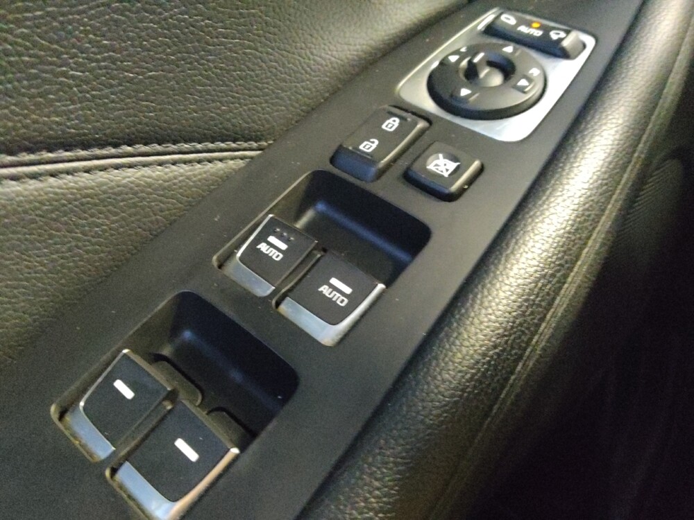 2015 Kia Cadenza in Tucson, AZ 85705 - 18127964 27