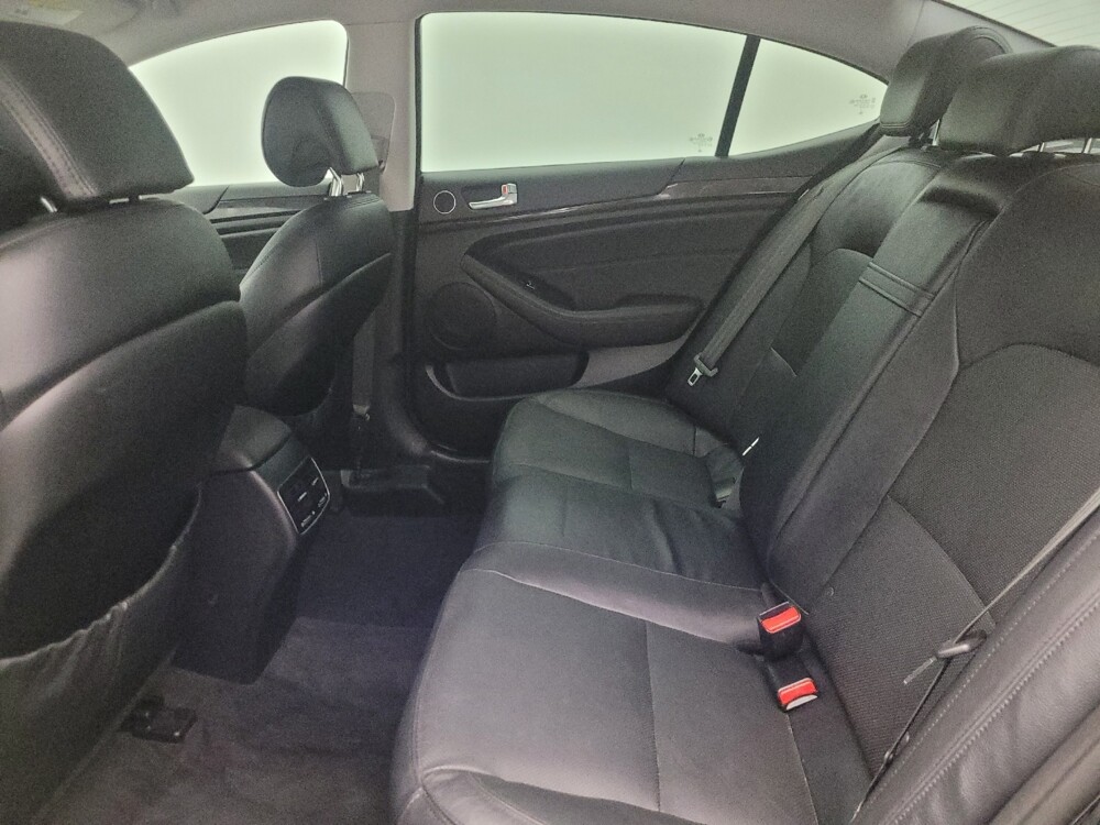 2015 Kia Cadenza in Tucson, AZ 85705 - 18127964 18