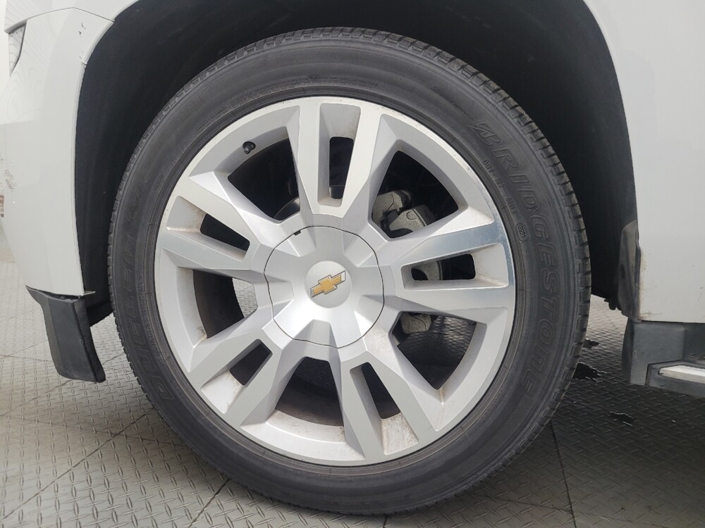 2017 Chevrolet Suburban in Tucson, AZ 85705 - 18127967 31