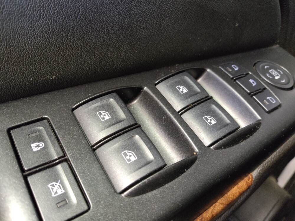 2017 Chevrolet Suburban in Tucson, AZ 85705 - 18127967 27