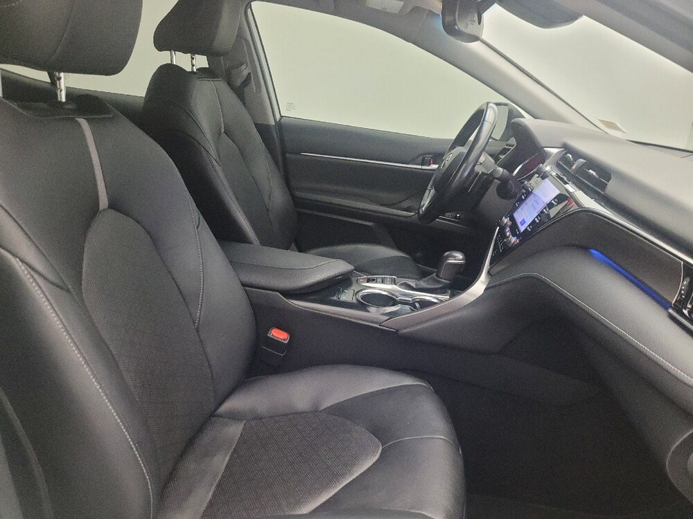 2020 Toyota Camry in Chandler, AZ 85225 - 18127970 21