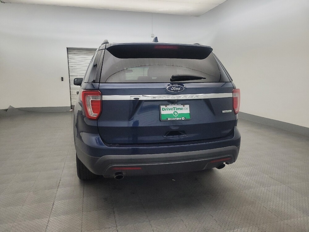 2017 Ford Explorer in Tucson, AZ 85705 - 18127972 6