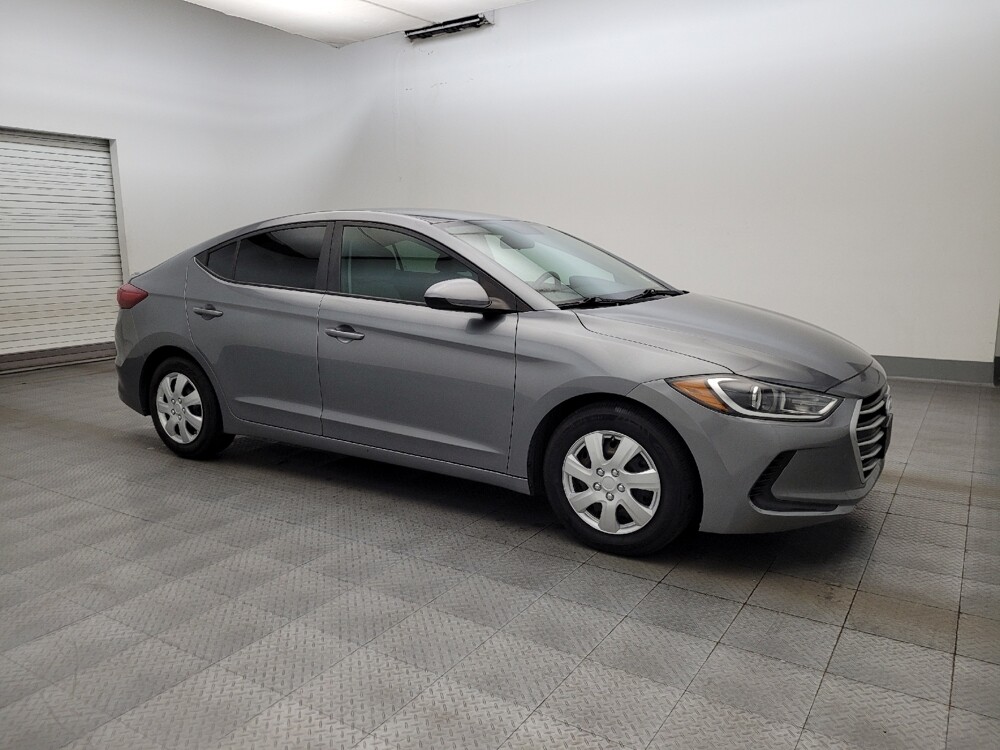 2017 Hyundai Elantra in Phoenix, AZ 85022 - 18127973 11