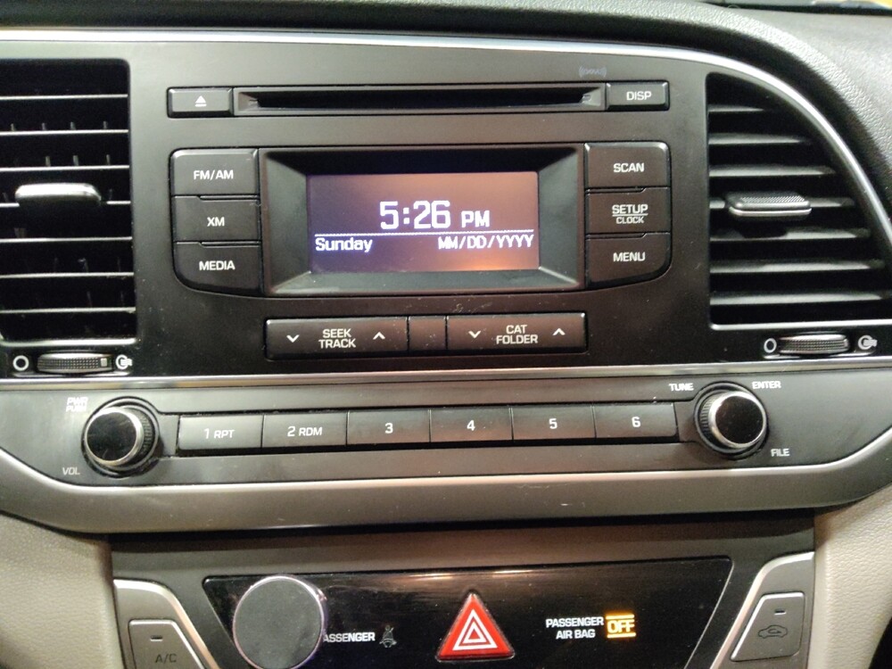 2017 Hyundai Elantra in Phoenix, AZ 85022 - 18127973 25