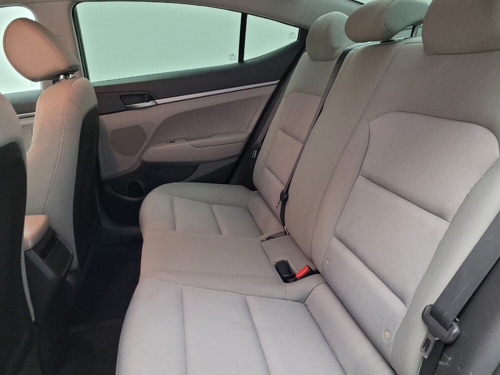 2017 Hyundai Elantra in Phoenix, AZ 85022 - 18127973 18