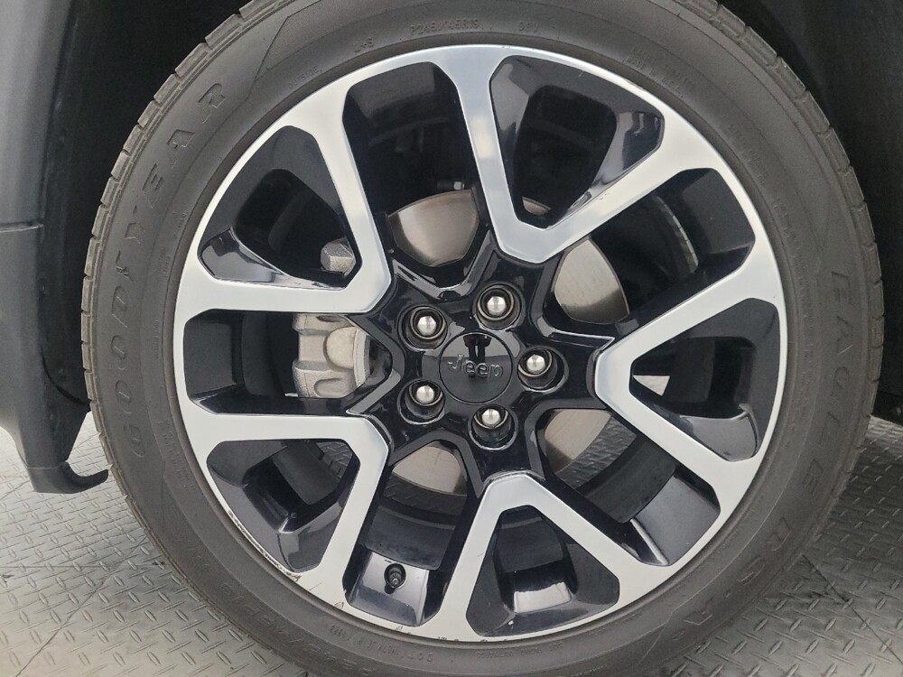 2018 Jeep Compass in Phoenix, AZ 85015 - 18127975 31