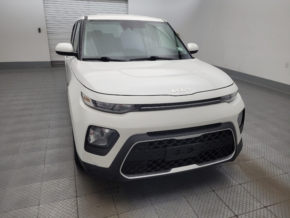 2022 Kia Soul in Glendale, AZ 85301 - 18127976 14