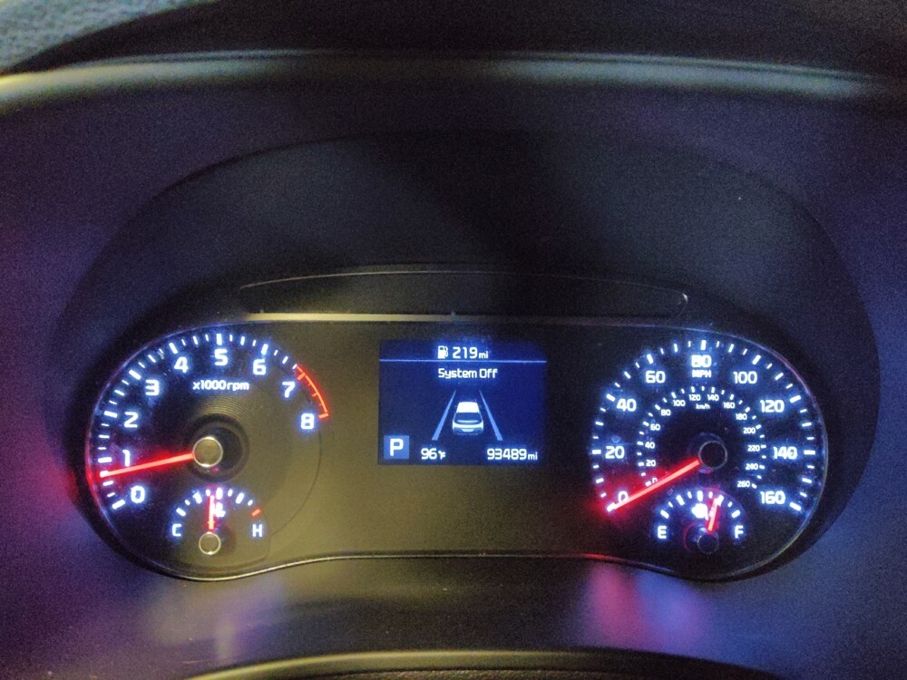 2022 Kia Soul in Glendale, AZ 85301 - 18127976 23