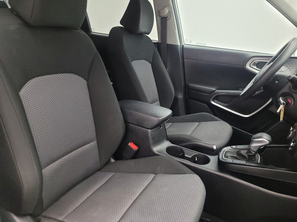 2022 Kia Soul in Glendale, AZ 85301 - 18127976 21