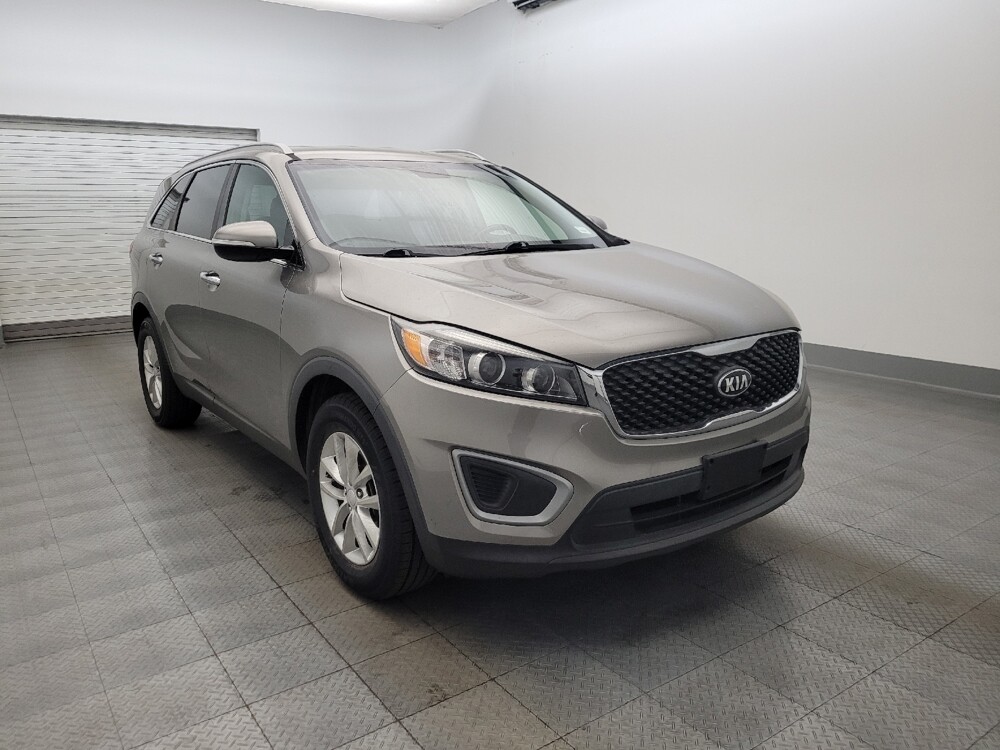 2016 Kia Sorento in Phoenix, AZ 85015 - 18127978 13