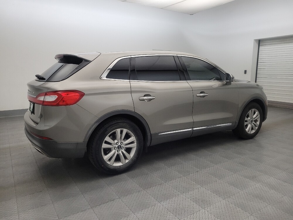 2016 Lincoln MKX in Tucson, AZ 85705 - 18127981 10