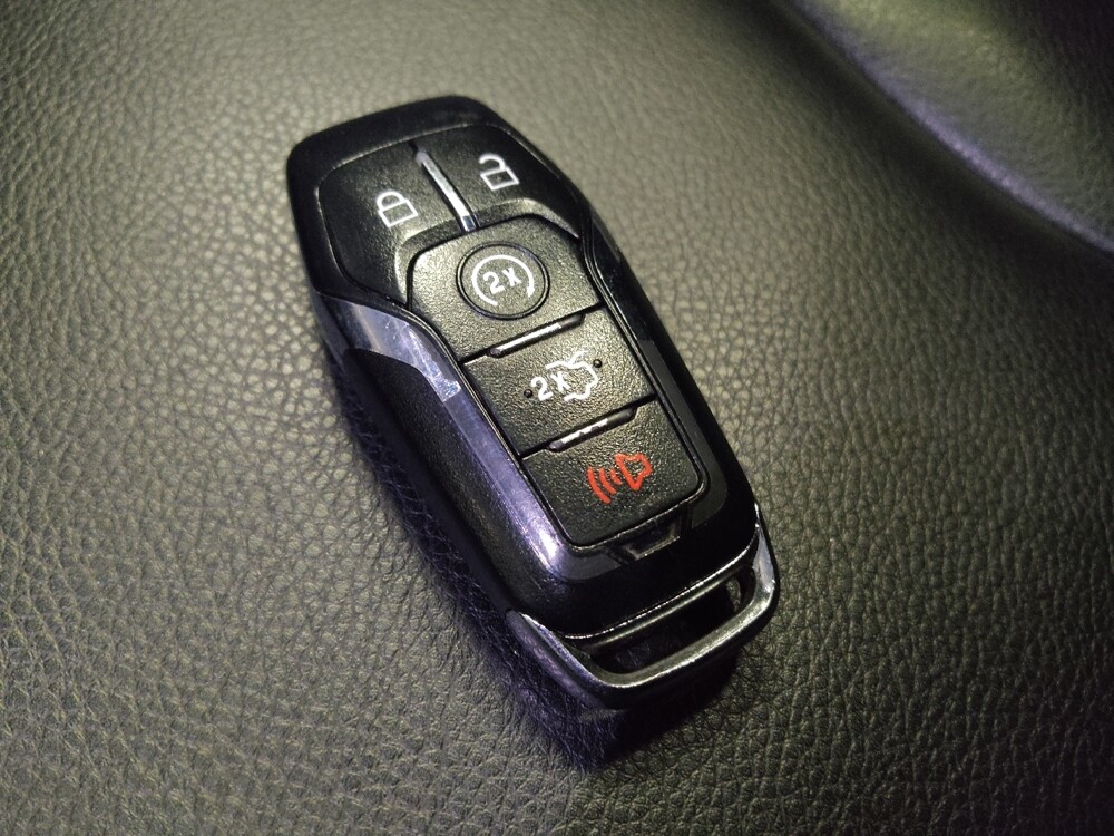 2016 Lincoln MKX in Tucson, AZ 85705 - 18127981 32