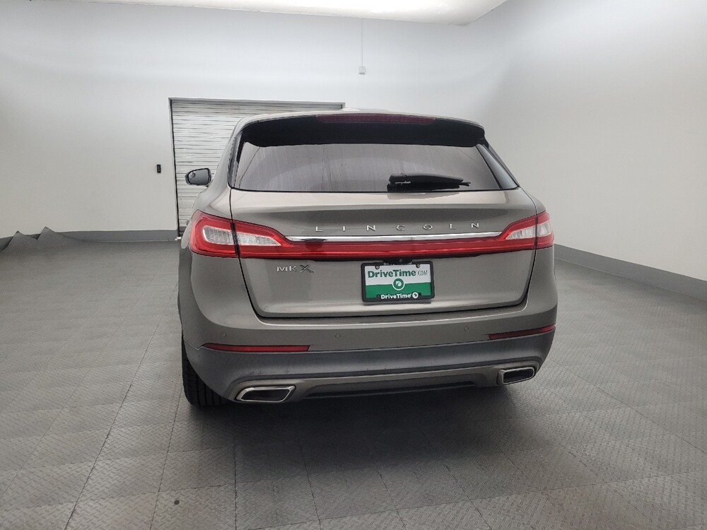 2016 Lincoln MKX in Tucson, AZ 85705 - 18127981 6
