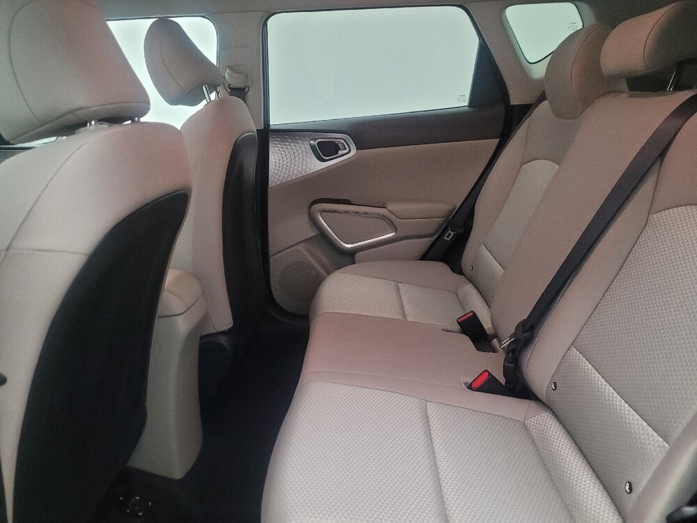 2025 Kia Soul in Glendale, AZ 85301 - 18127989 18