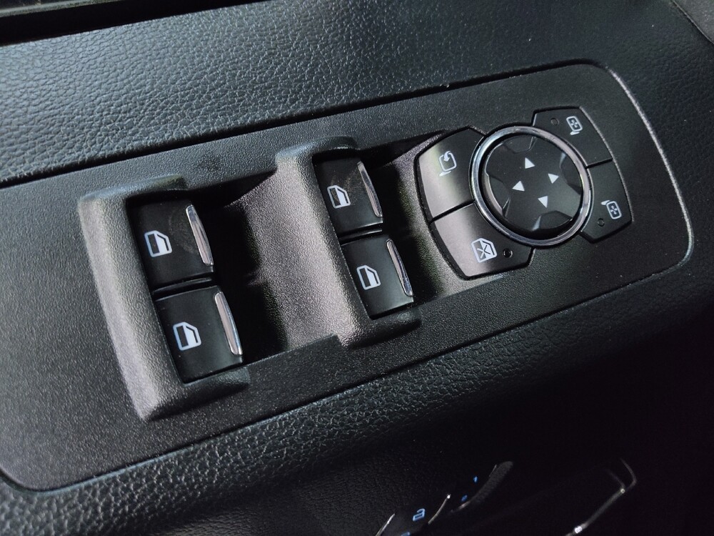 2016 Ford F150 in Clearwater, FL 33764 - 18127993 27