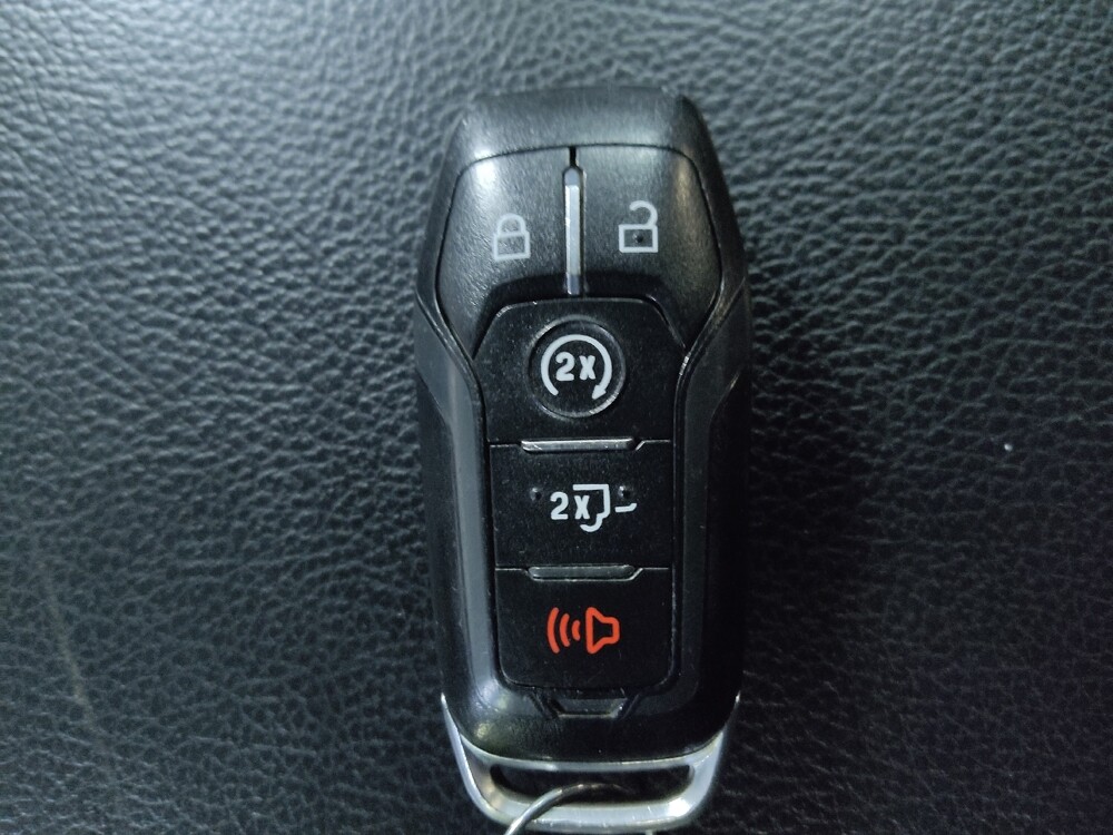 2016 Ford F150 in Clearwater, FL 33764 - 18127993 32