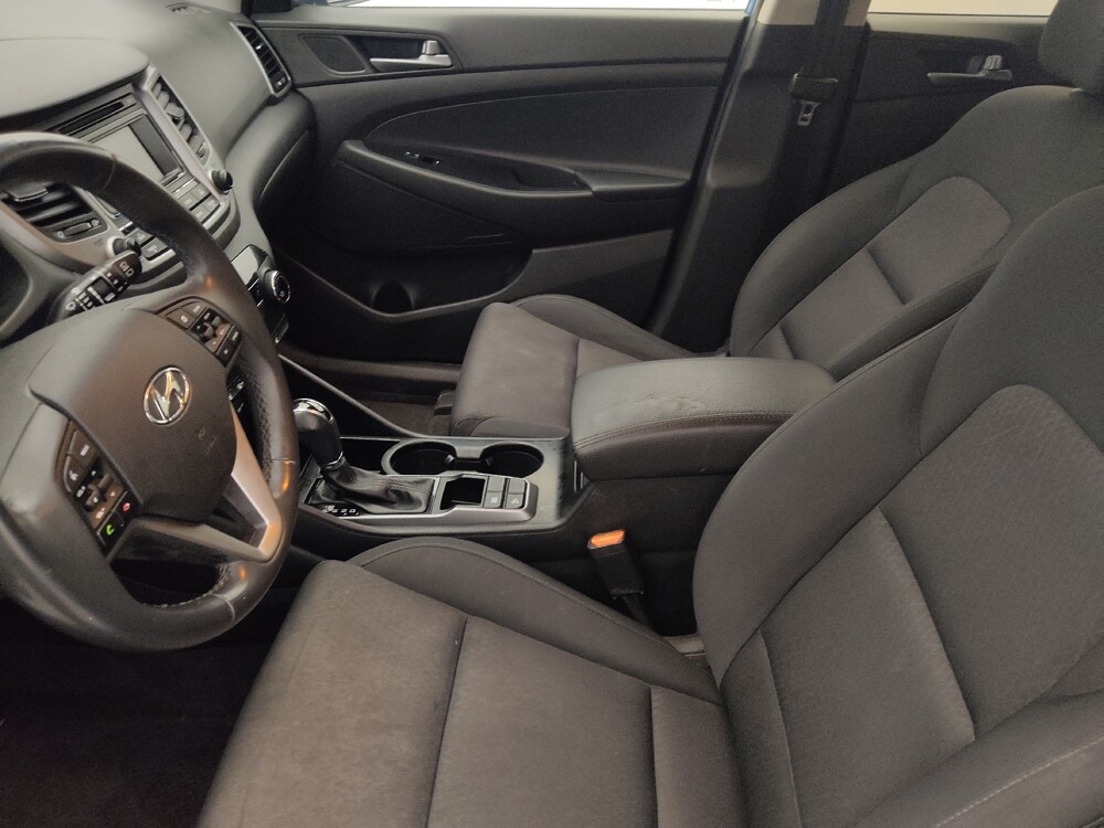 2017 Hyundai Tucson in Clearwater, FL 33764 - 18127995 17