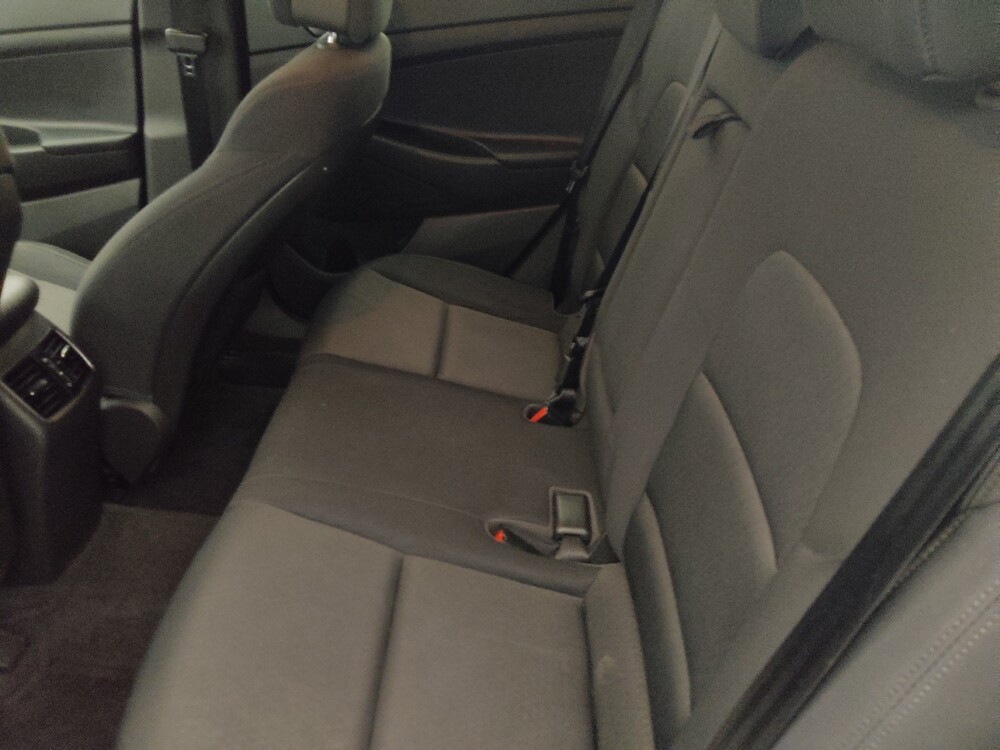 2017 Hyundai Tucson in Clearwater, FL 33764 - 18127995 18