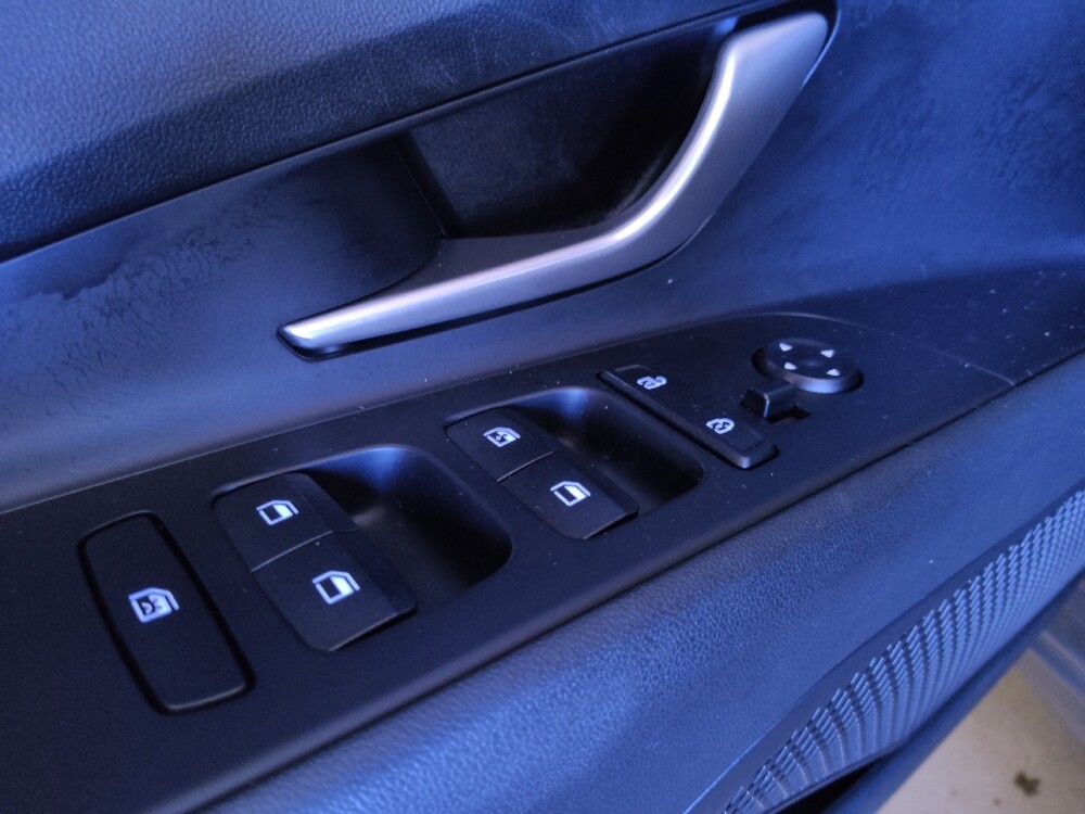 2023 Hyundai Elantra in Tallahassee, FL 32304 - 18127999 27