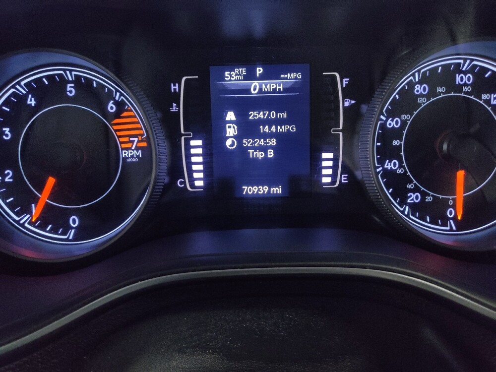 2019 Jeep Cherokee in Clearwater, FL 33764 - 18128001 23