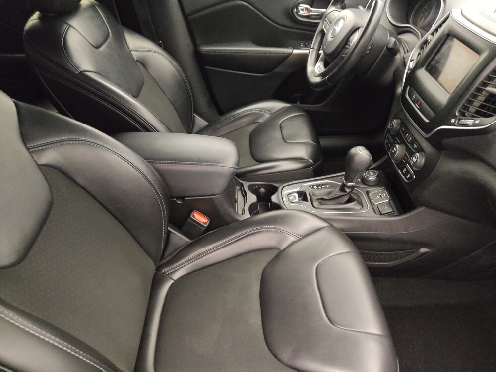 2019 Jeep Cherokee in Clearwater, FL 33764 - 18128001 21