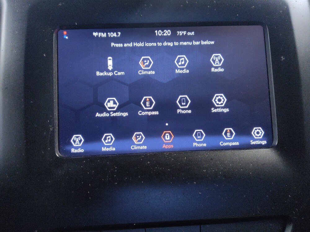 2019 Jeep Cherokee in Clearwater, FL 33764 - 18128001 25