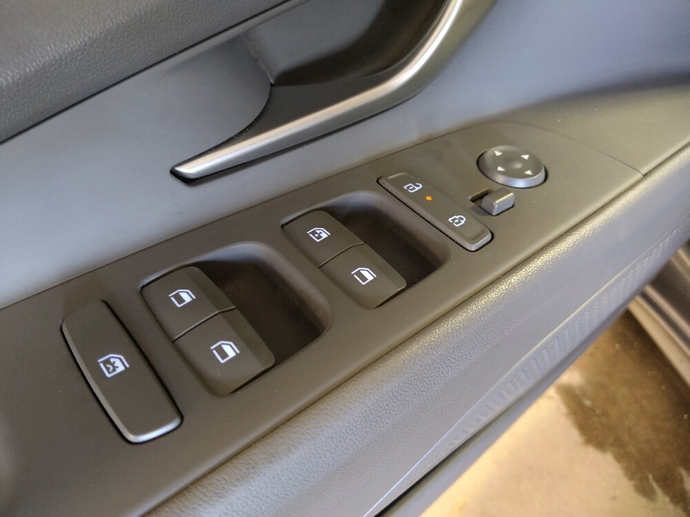 2024 Hyundai Elantra in Tallahassee, FL 32304 - 18128005 27