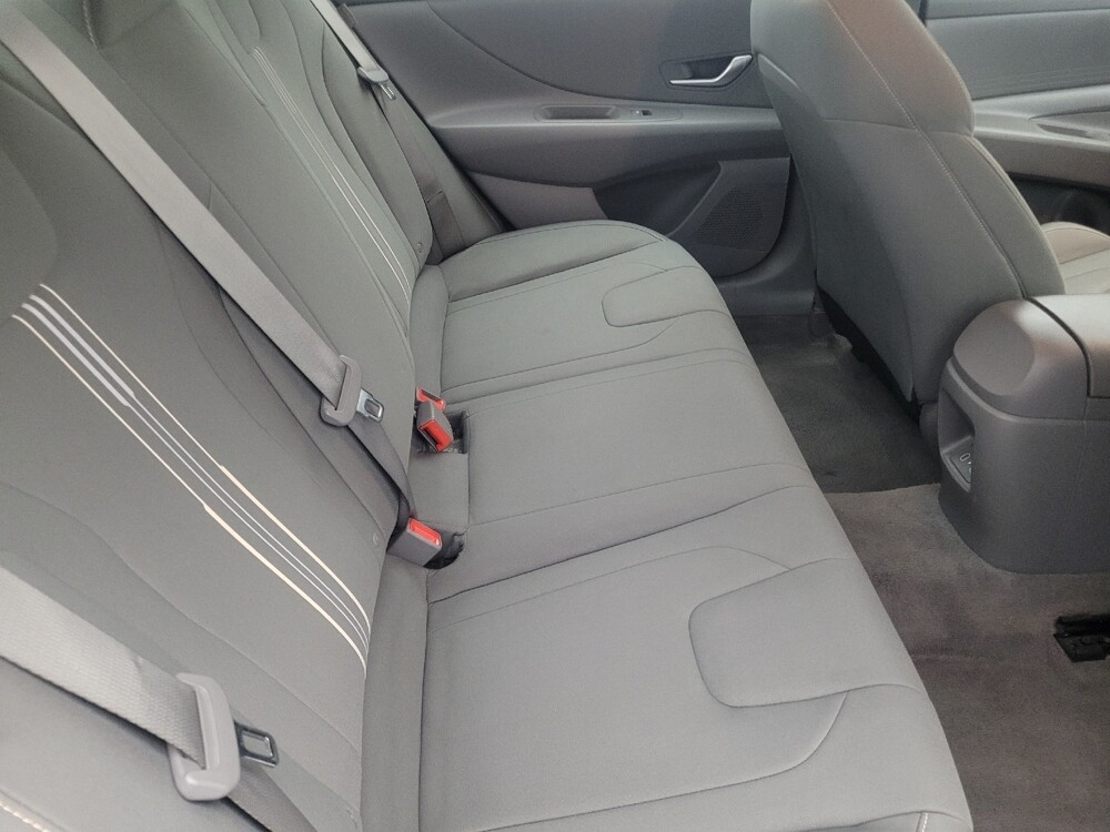 2024 Hyundai Elantra in Tallahassee, FL 32304 - 18128005 19