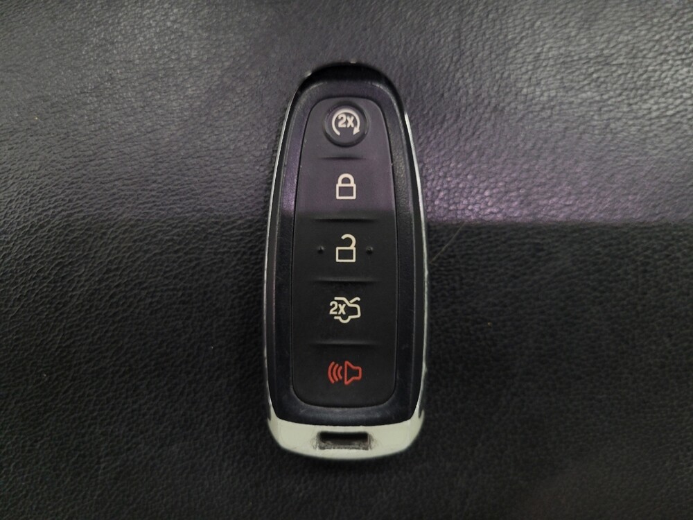 2018 Ford Escape in Las Vegas, NV 89102 - 18128006 32