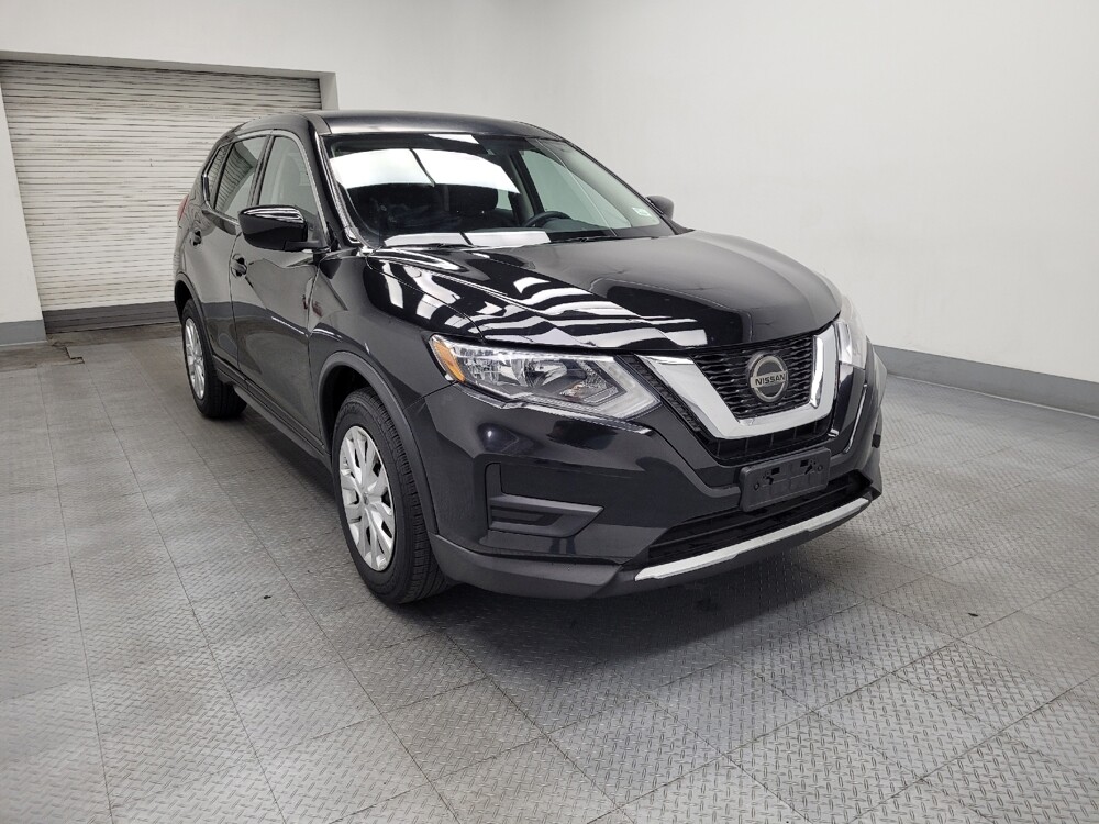 2019 Nissan Rogue in Las Vegas, NV 89104 - 18128008 13
