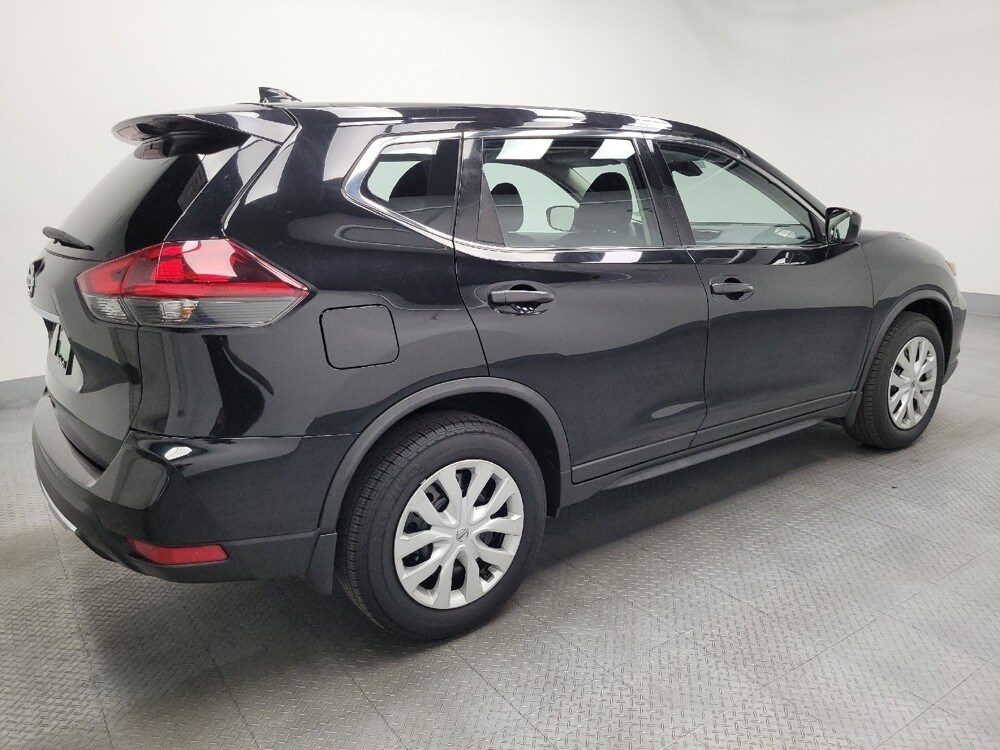 2019 Nissan Rogue in Las Vegas, NV 89104 - 18128008 10