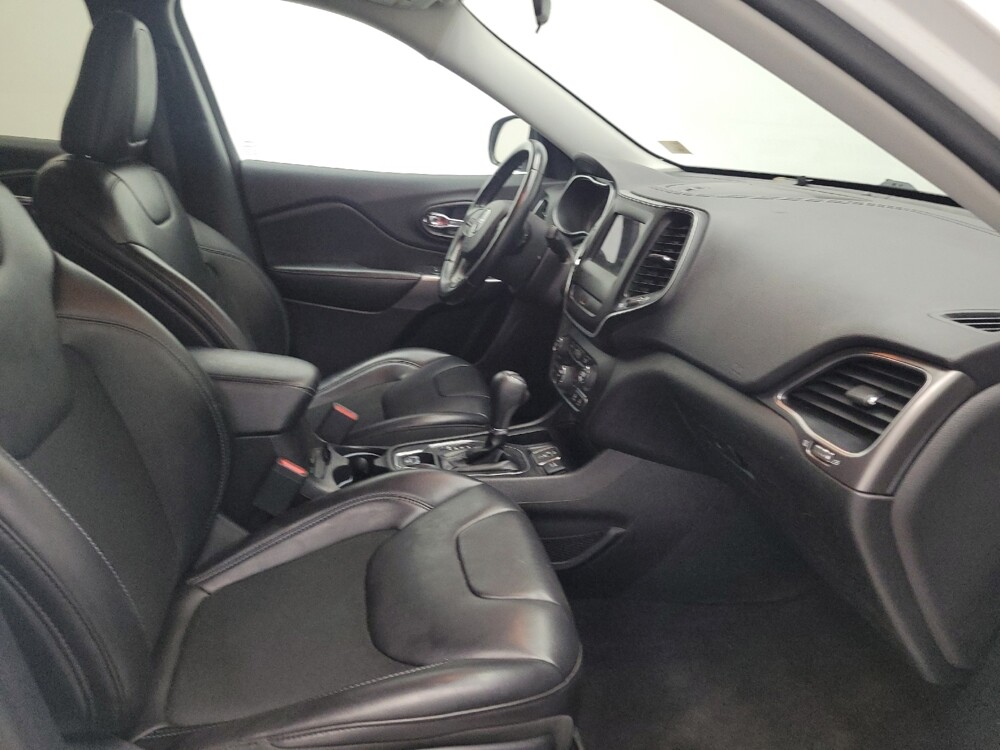 2019 Jeep Cherokee in Las Vegas, NV 89104 - 18128011 21