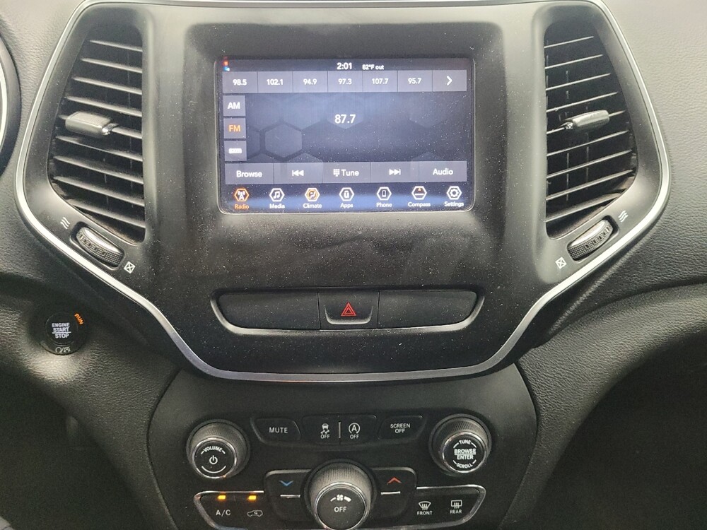 2019 Jeep Cherokee in Las Vegas, NV 89104 - 18128011 25