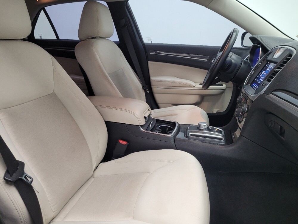 2018 Chrysler 300 in Las Vegas, NV 89104 - 18128012 21