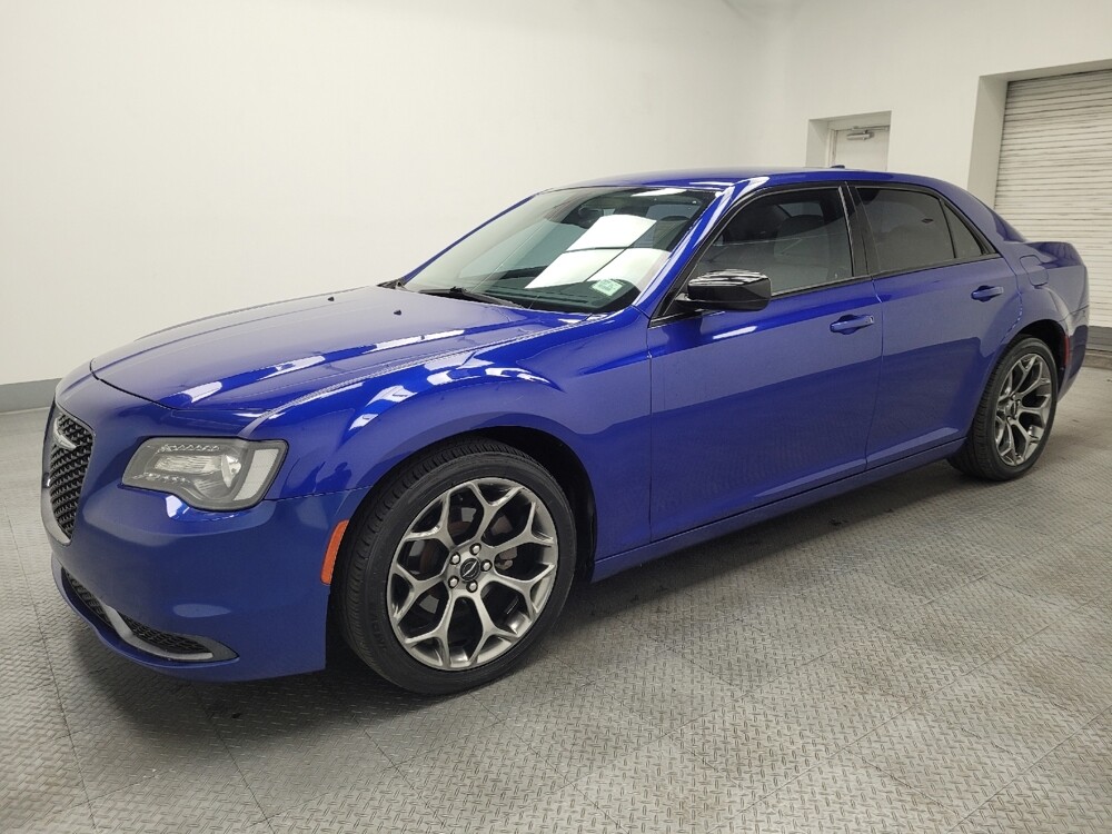 2018 Chrysler 300 in Las Vegas, NV 89104 - 18128012 2