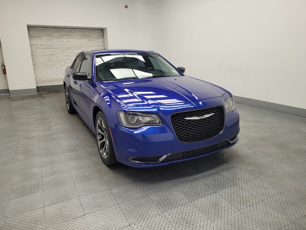 2018 Chrysler 300 in Las Vegas, NV 89104 - 18128012 13