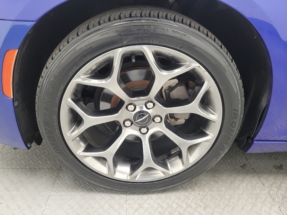 2018 Chrysler 300 in Las Vegas, NV 89104 - 18128012 31