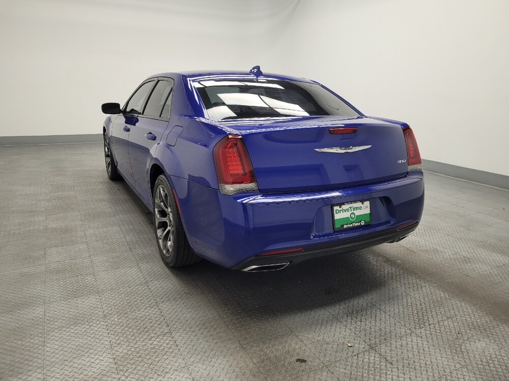 2018 Chrysler 300 in Las Vegas, NV 89104 - 18128012 5