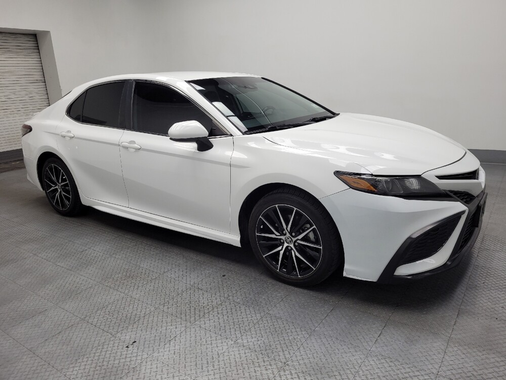 2021 Toyota Camry in Las Vegas, NV 89104 - 18128013 11