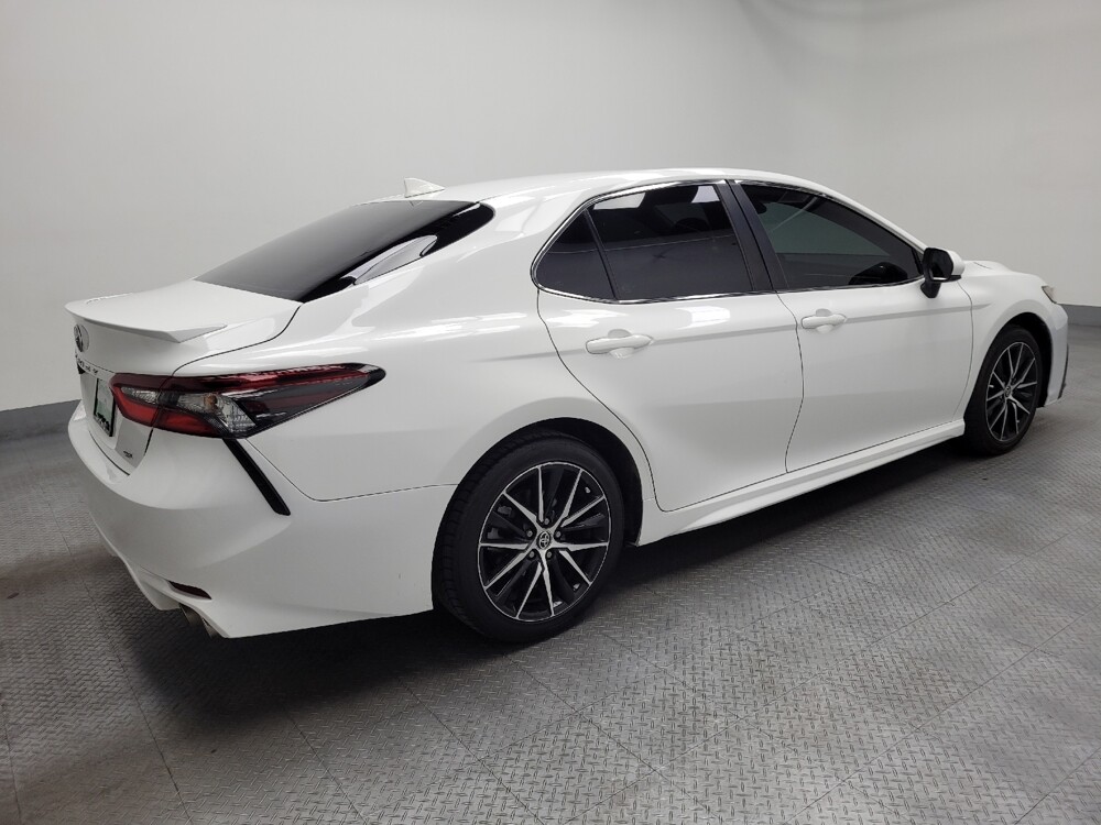 2021 Toyota Camry in Las Vegas, NV 89104 - 18128013 10